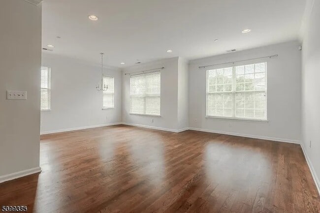 Building Photo - 75 Swing Bridge Ln