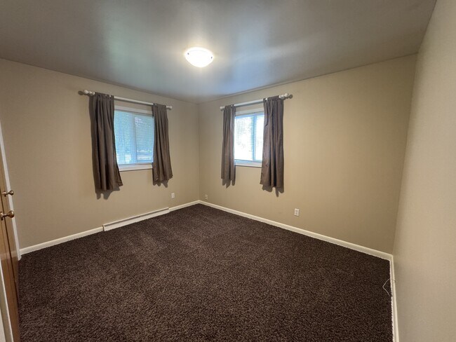 Building Photo - 1436 Avenue D