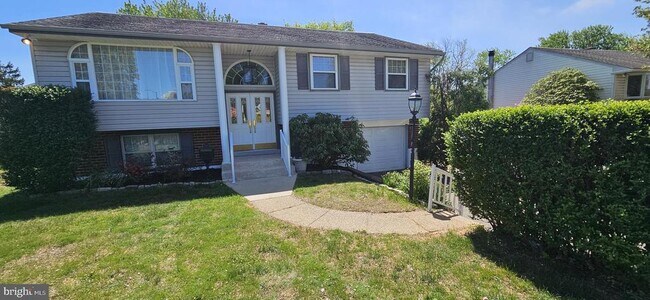 Building Photo - 2495 Weir Rd