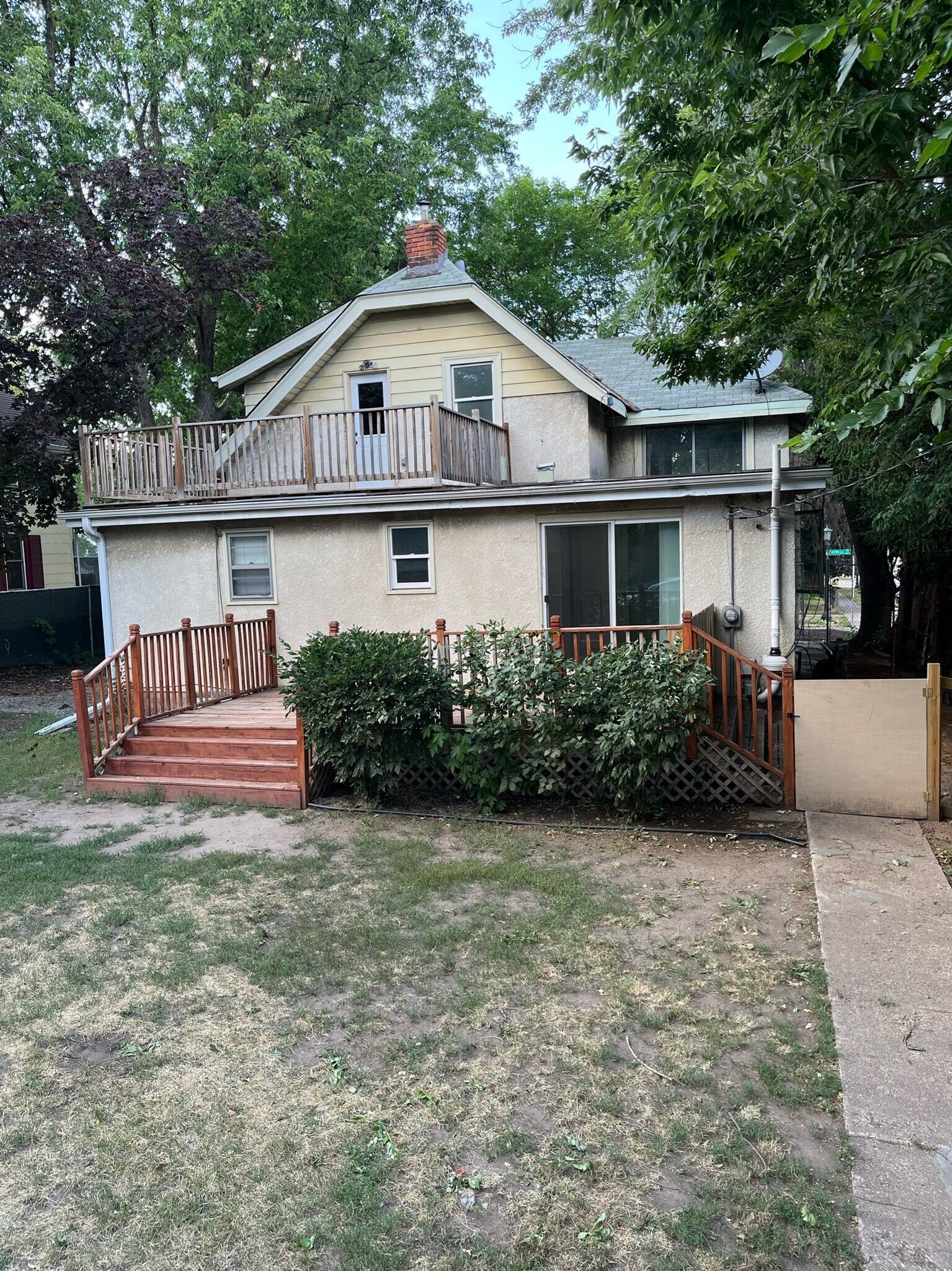 Building Photo - 1462 Carroll Ave