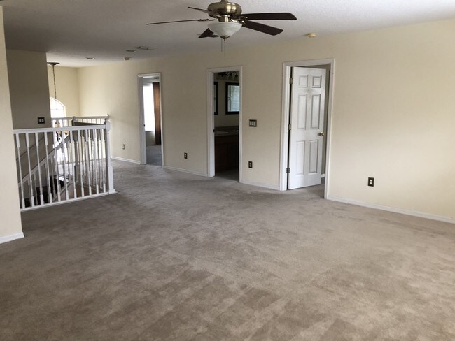 Building Photo - 10522 Angler Ct