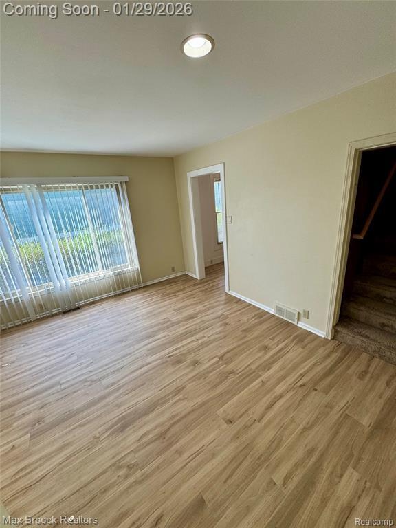 Building Photo - 368 S Wing St