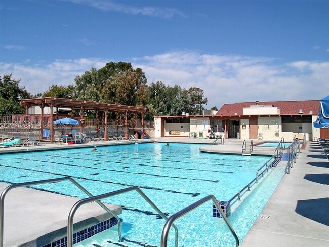 Building Photo - Coming Soon: Charming 2Bd 2Ba Condo in 55+...