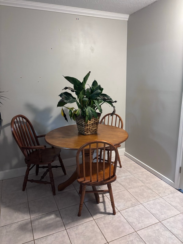 Building Photo - 1209 Capri Dr
