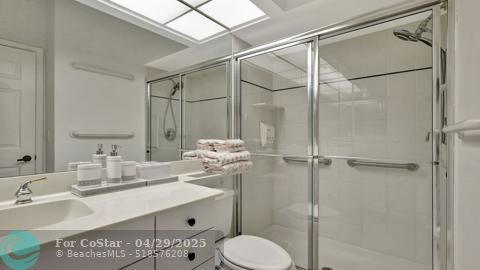Building Photo - 402 Sea Oats Dr