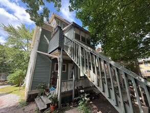 Building Photo - $600 | Studio, 1 Bathroom 2nd Floor Apartment | Cat Friendly* | Available for July 30th, 2026 Mov...