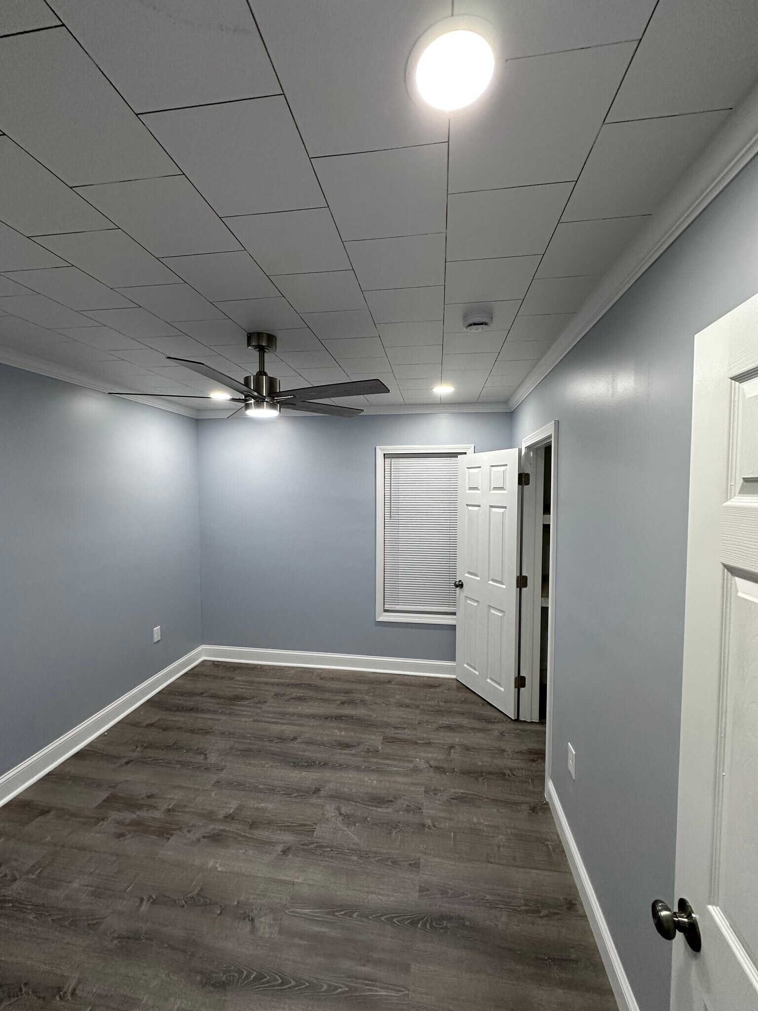 Building Photo - 143 Jencks St