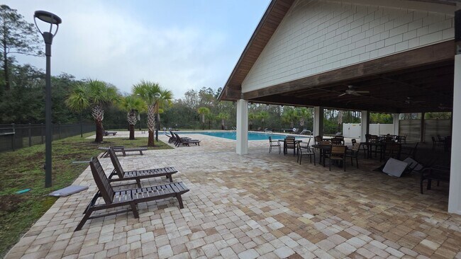 Building Photo - New Home in Sawmill Creek 3 Bedroom 3 Bath home with Office/Den and Screened Patio