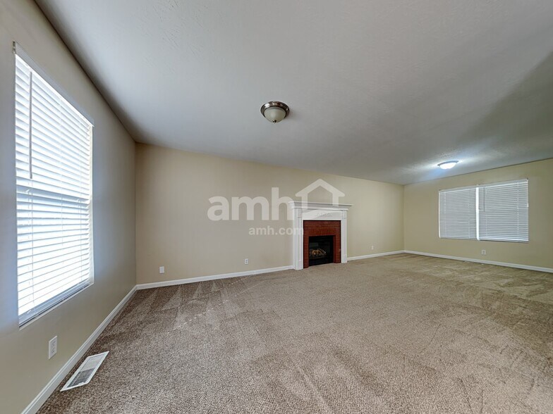 Building Photo - 9021 Braxton Dr