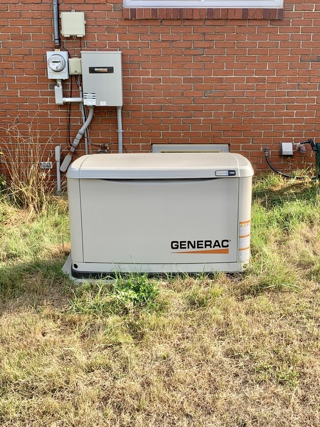 Building Photo - 129 Back Winterport Rd