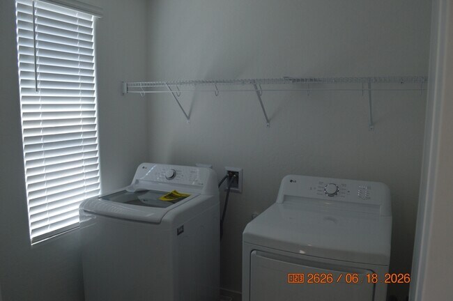 Building Photo - 4171 Scarlet Ct