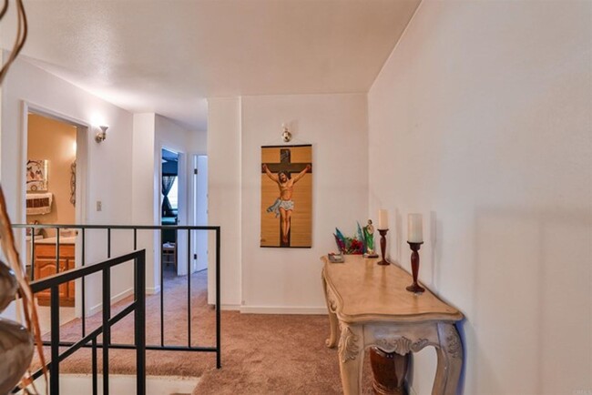 Building Photo - Lovely 3 Bedroom Townhome in Chula Vista!