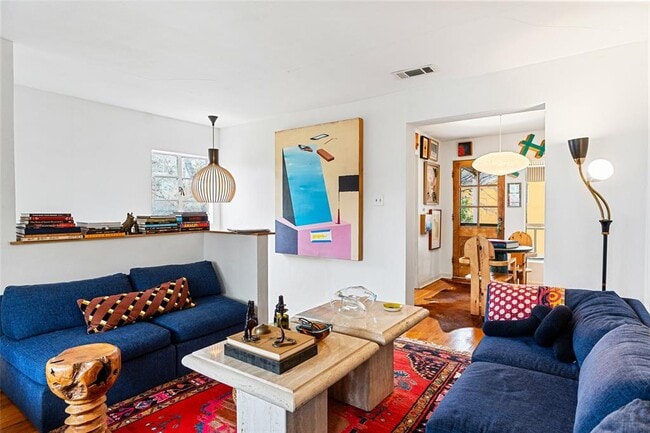 Building Photo - 1304 Kirkwood Rd