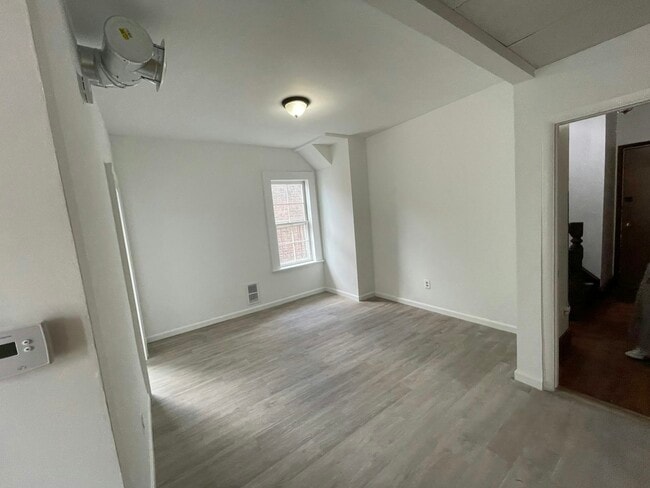 Building Photo - 1510 Light St