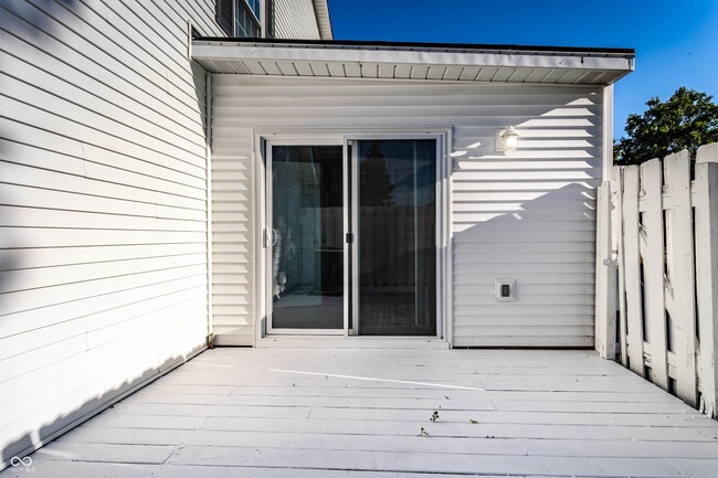 Building Photo - 4839 Oakwood Trail