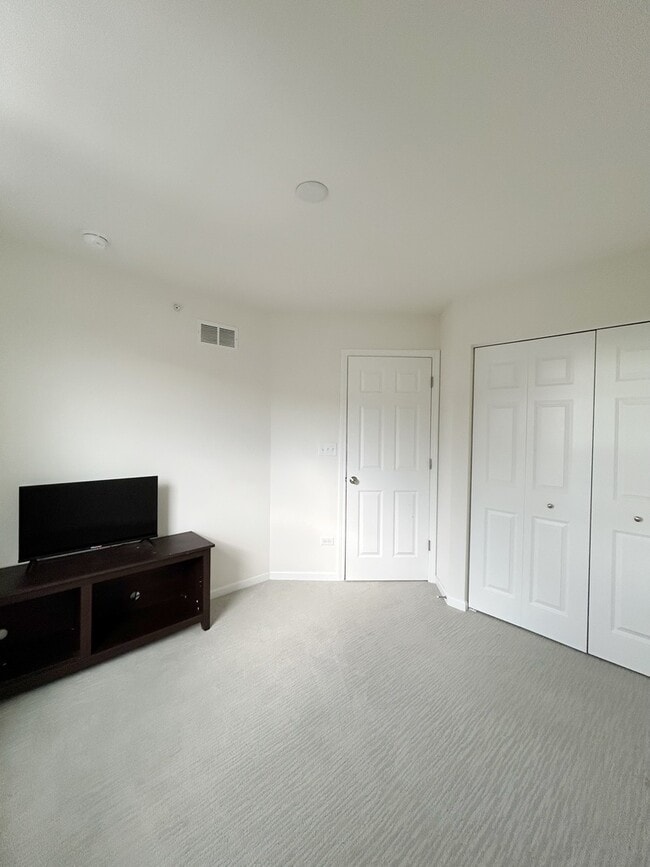 Building Photo - 4449 Monroe Ct