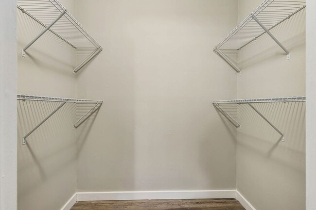 Building Photo - 2843 Cypress Way