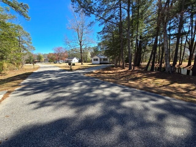 Building Photo - 111 Arnold Dr