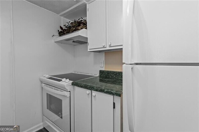 Building Photo - 392 Northdale Ct