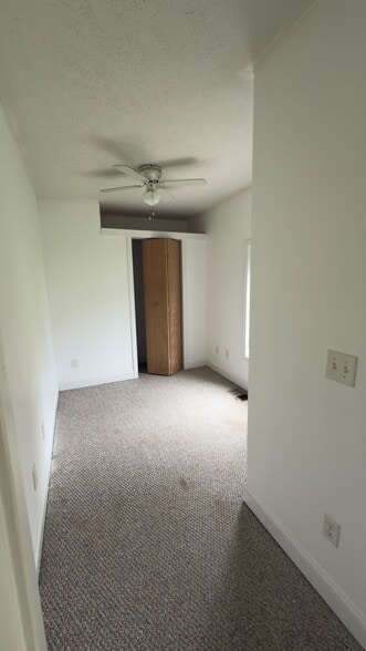 Third Bedroom - 6 Lower Gilman St