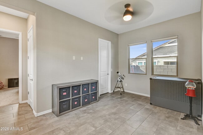 Building Photo - 23018 E Orchard Ln