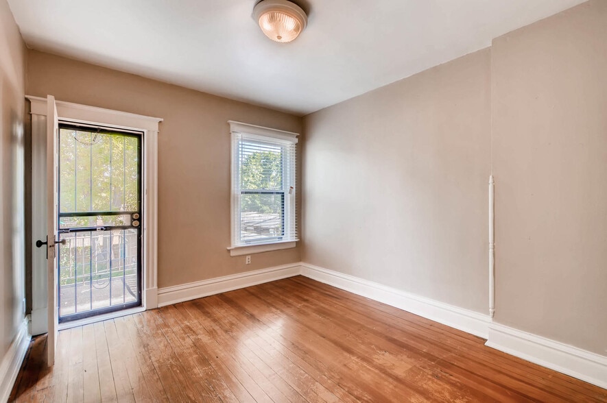 Building Photo - 1811 E 23rd Ave