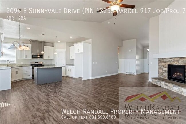 Building Photo - 2094 E Sunnyvale Dr