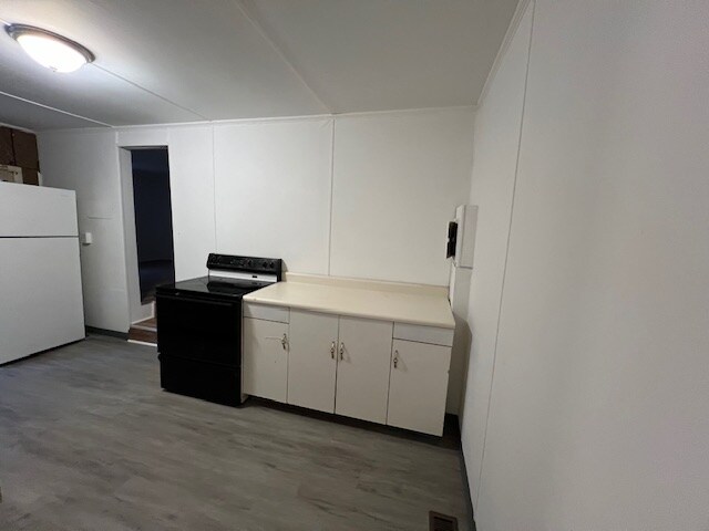 Building Photo - 616 Evergreen Ave