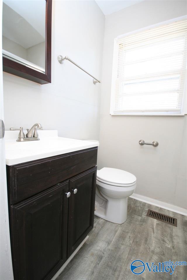 Building Photo - 3306 Bartee Ln NW