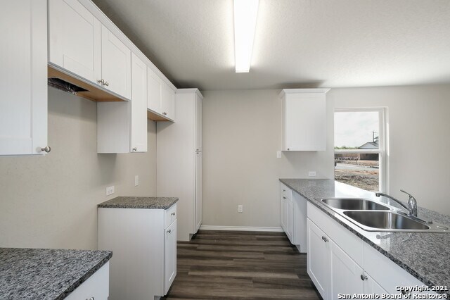 Building Photo - 317 Cordova Loop