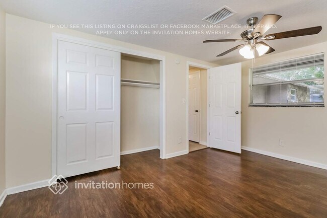 Building Photo - 2253 Hama Dr