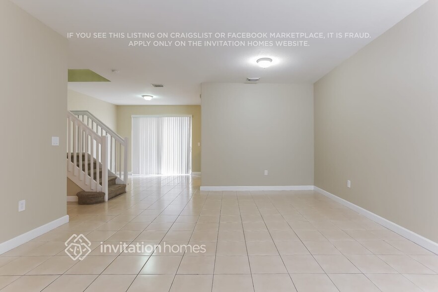 Building Photo - 10781 NW 80th Ln