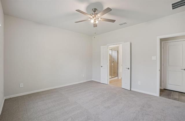 Building Photo - 705 Leavenworth Dr