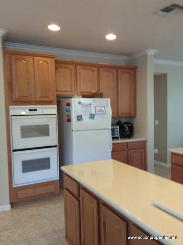 Building Photo - Action Properties R.E.S. Inc. Offering Beautiful Highland Park Single Story 3 Car, 4 Bedroom, Gar...