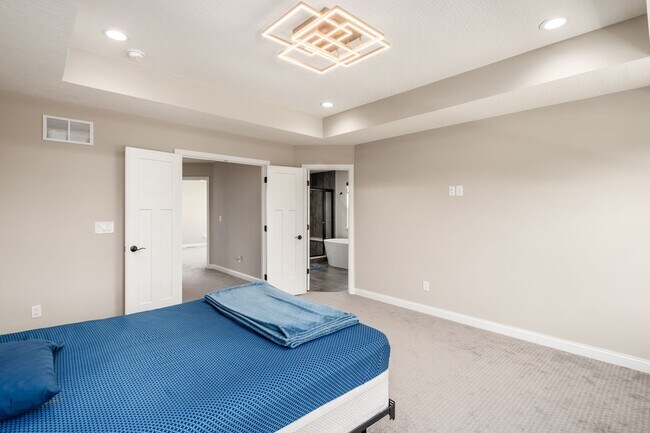 Building Photo - 3387 Logsdon Lp
