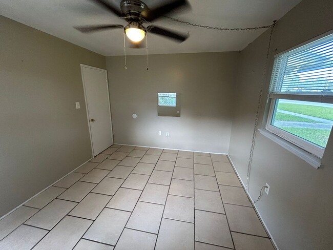 Building Photo - Bungalow in Central Gulfport