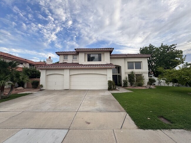Building Photo - Marshall Ranch - Solar - Pool W/service included