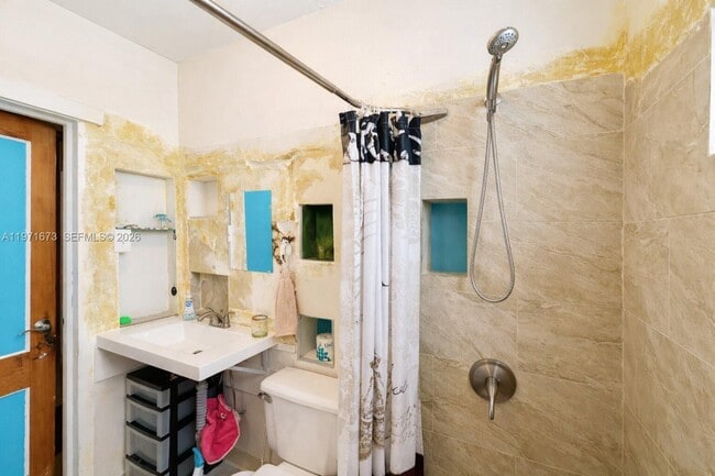 Building Photo - 428 SW 9th St