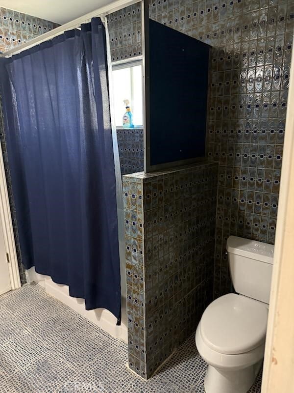 Building Photo - 18764 Consul Ave