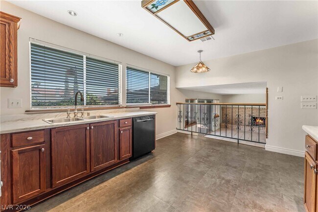 Building Photo - 1521 Padova Dr