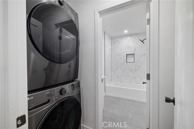 Building Photo - 17000 Burbank Blvd