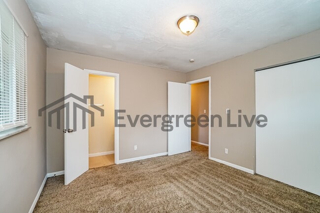 Building Photo - 1456 Picard Rd