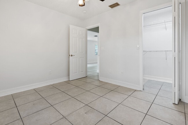 Building Photo - 5236 Treetops Dr