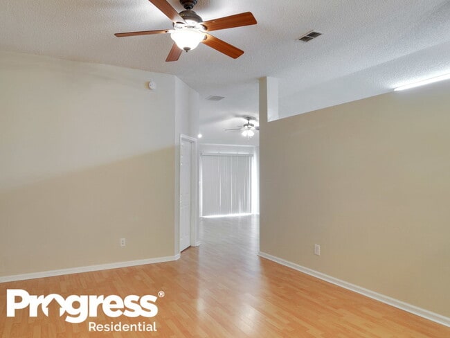 Building Photo - 12440 Weyburn Ct