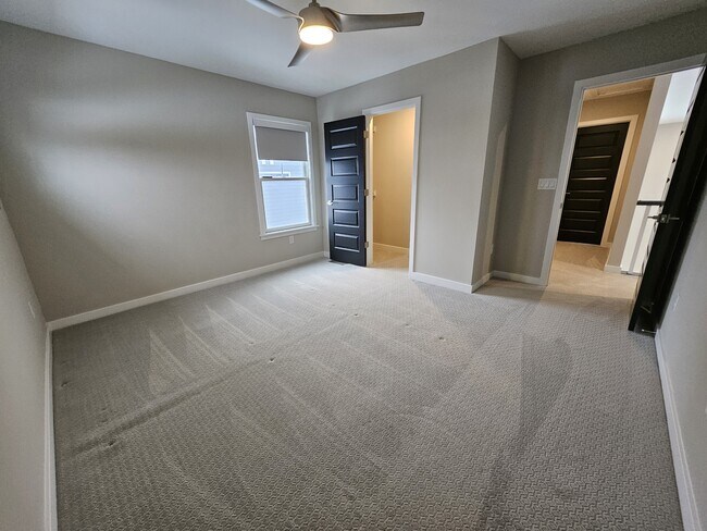 Building Photo - 228 Oakhurst Wy