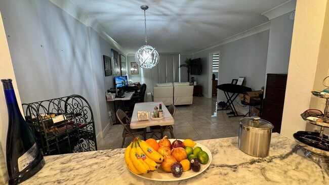 Building Photo - 4502 N Federal Hwy