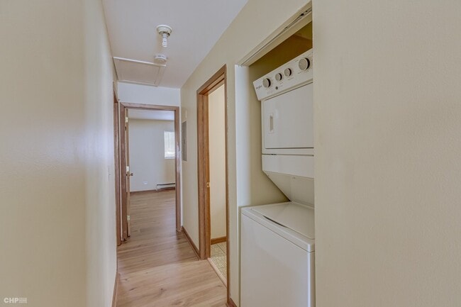 Building Photo - 431 Berkshire Dr