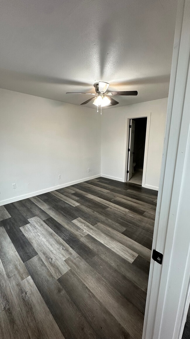 Building Photo - 5282 Questa Dr