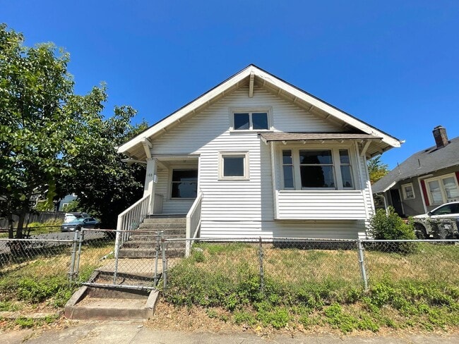 Primary Photo - Central NE House with Basement, Hardwood F...