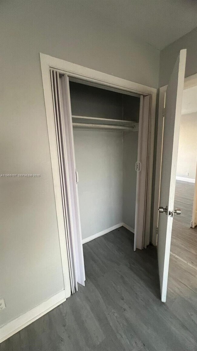 Building Photo - 6300 Miramar Pkwy